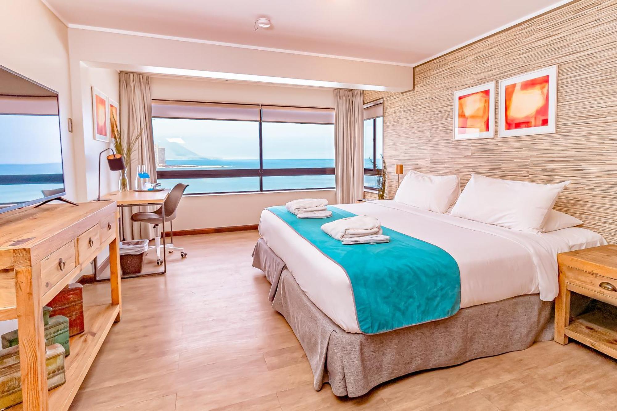 Hotel Gavina Costa Mar Iquique Esterno foto A room at the hotel