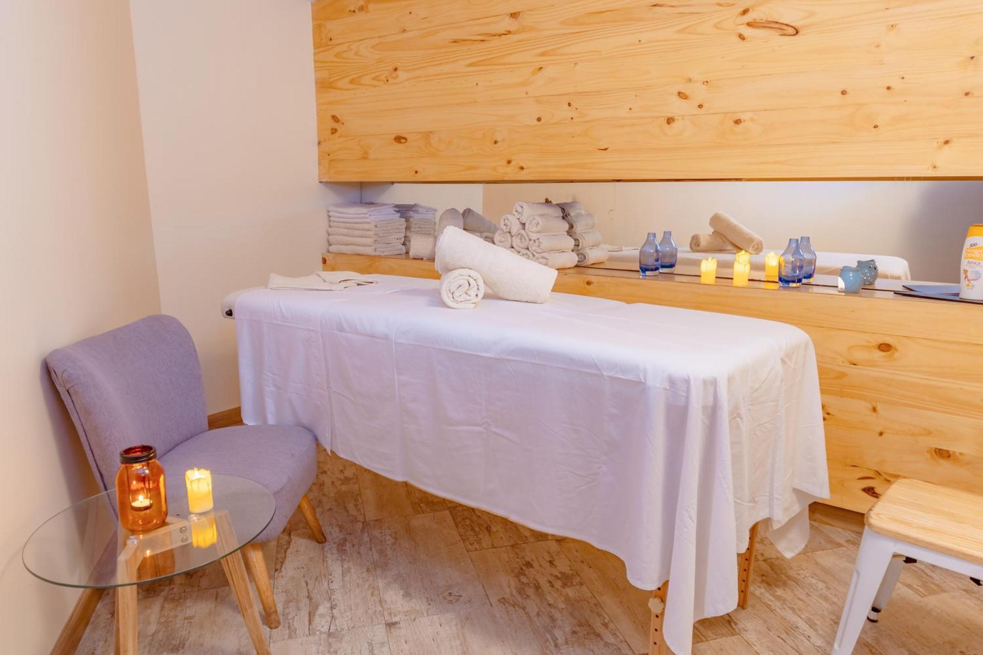 Hotel Gavina Costa Mar Iquique Esterno foto Massage table