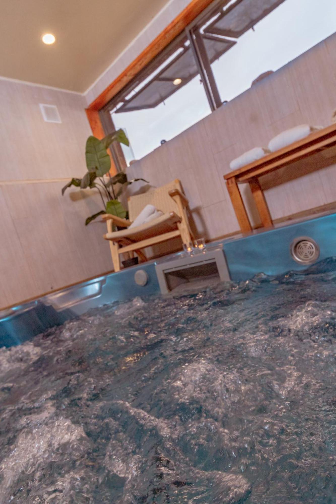 Hotel Gavina Costa Mar Iquique Esterno foto A whirlpool bath