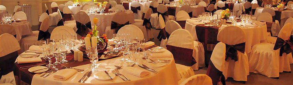 Hotel Gavina Costa Mar Iquique Esterno foto A wedding reception