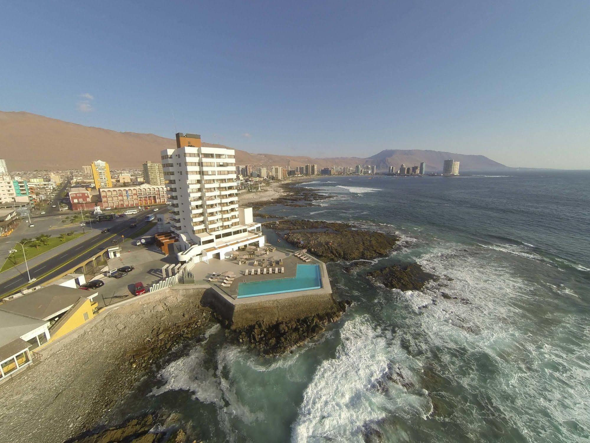 Hotel Gavina Costa Mar Iquique Esterno foto Iquique skyline